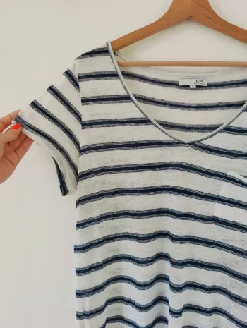 T-shirt fluide en lin à rayures