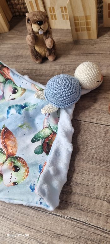 Doudou tortue bleu ciel