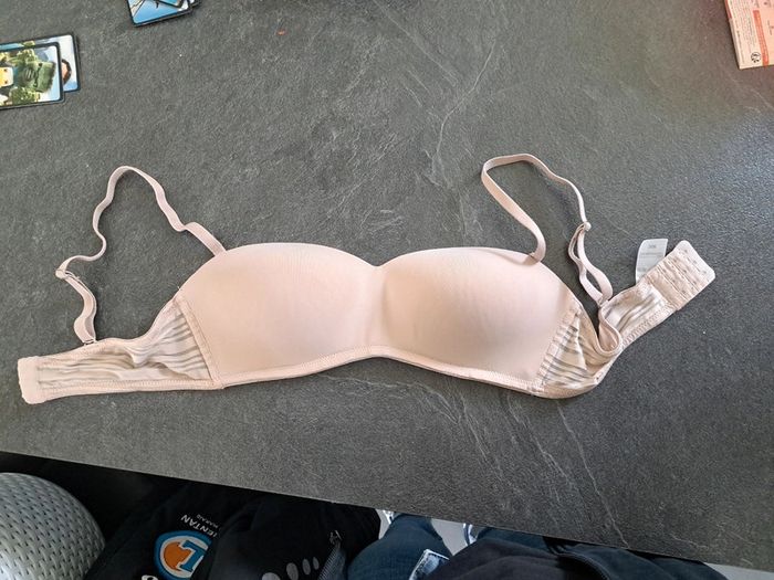 Soutient gorge - photo numéro 2