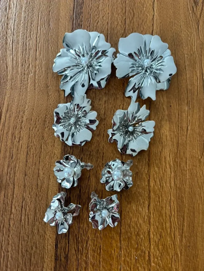 Lot boucles d'oreilles fleurs - photo numéro 2