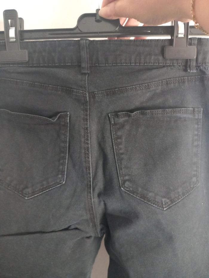 Jean noir Kiabi 12 ans - photo numéro 3