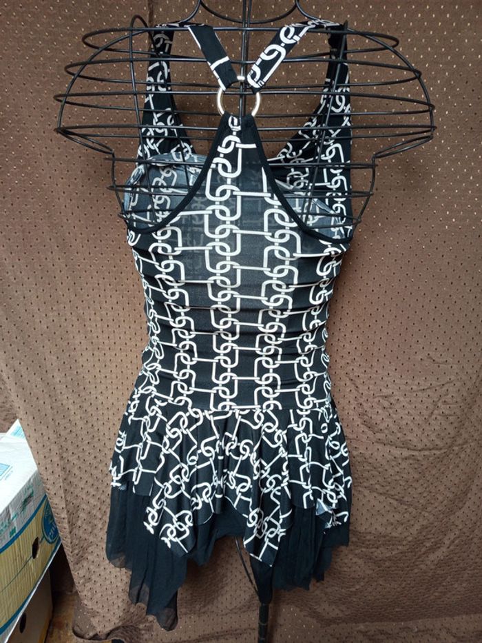 Robe épaule dénudé taille unique - photo numéro 3