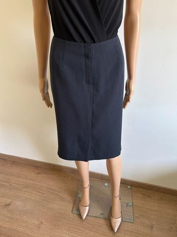 Jupe noire et rayée 123 taille française 44 comme neuve