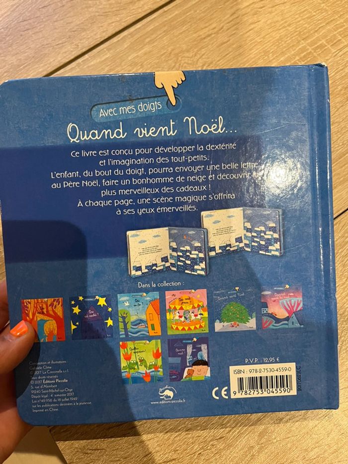 Joli livre à volets sur le thème de Noël - photo numéro 2