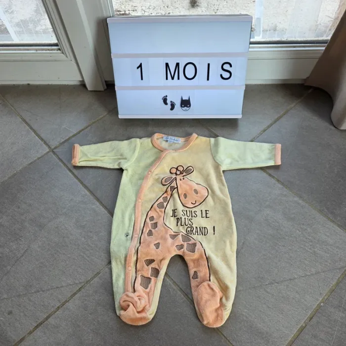 Lot vêtements 0 / 1 mois - photo numéro 10