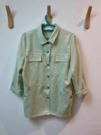 Veste chemise longue unie vert pastel manches 3/4 Afibel taille 42