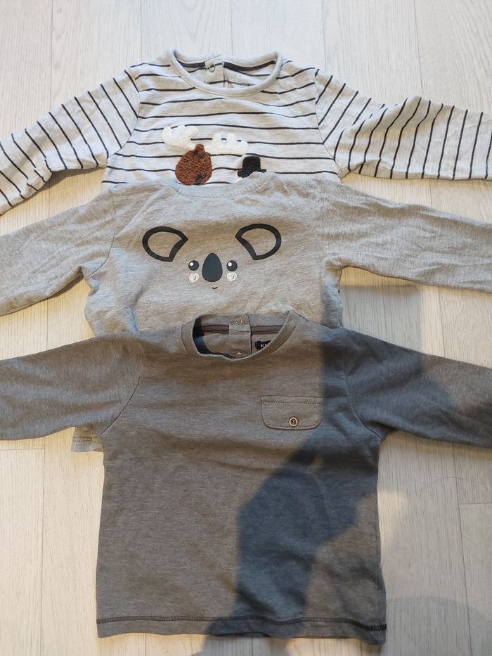 Lot 3 t-shirts manches longues 12m