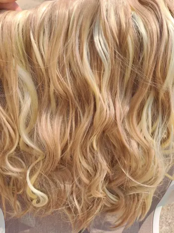 Extension cheveux naturels feshfen