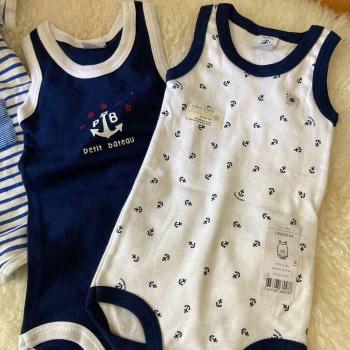 Combishort et bodies petit bateau 6 mois - photo numéro 3