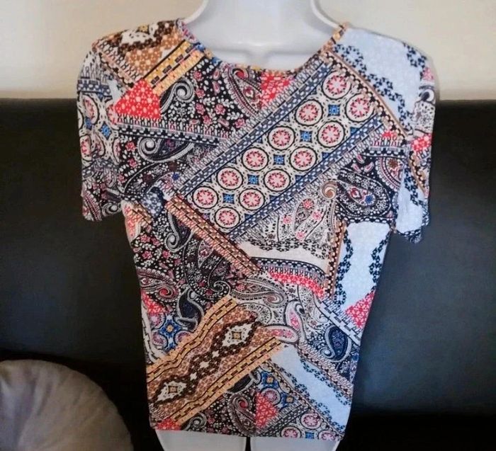 Tee shirt imprimé femme.38 - photo numéro 2
