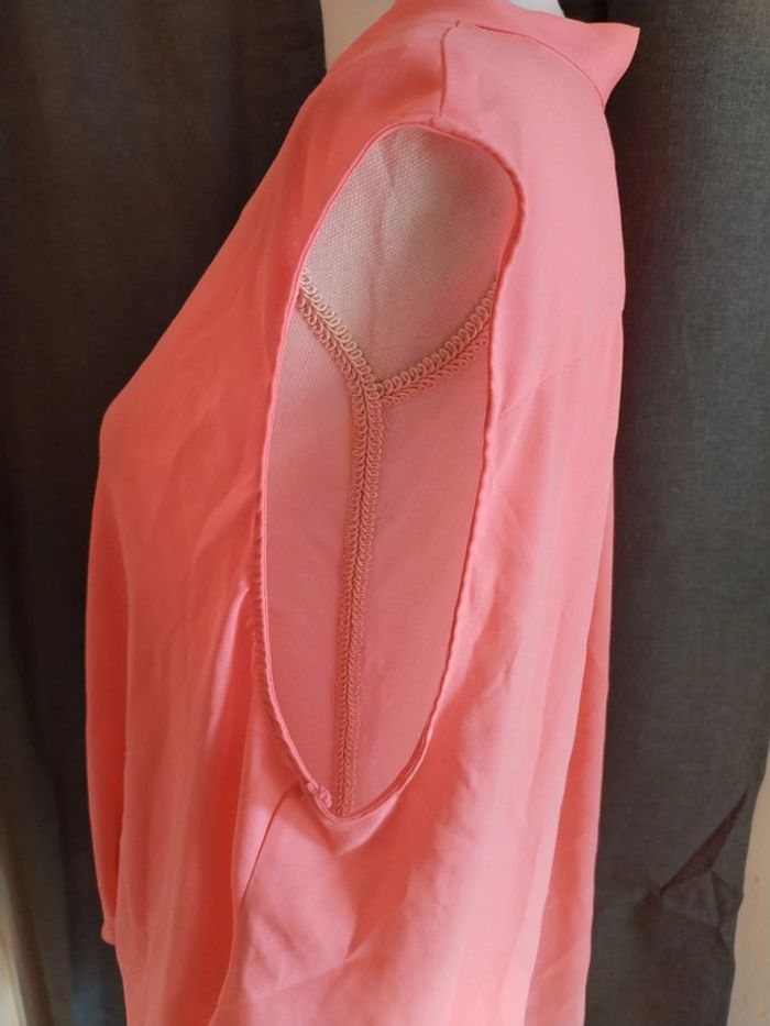 Haut , corail rose - sans manche taille 48 - photo numéro 7