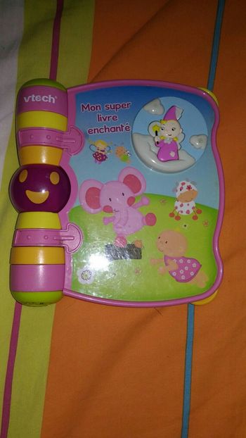 Mon super livre enchanté vtech