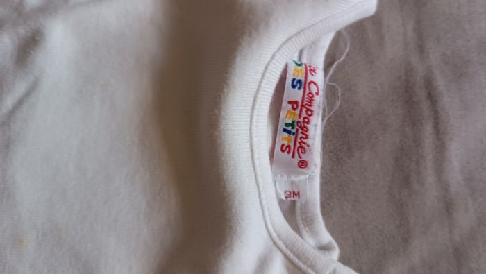 Salopette courte. Salopette longue. Tee shirt - photo numéro 7