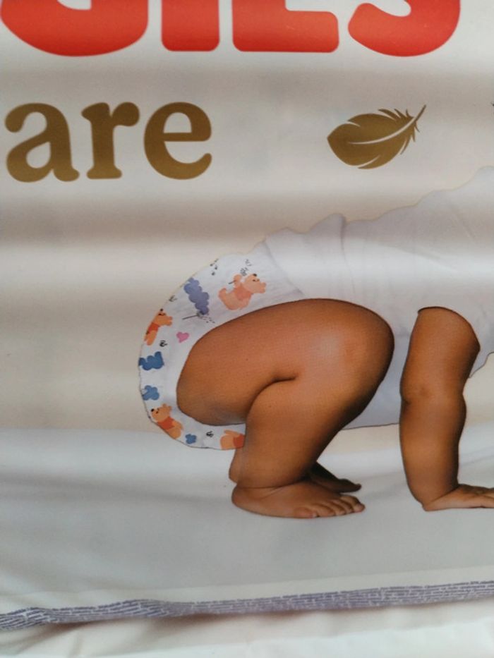 Couche huggies Extra care Disney - photo numéro 4