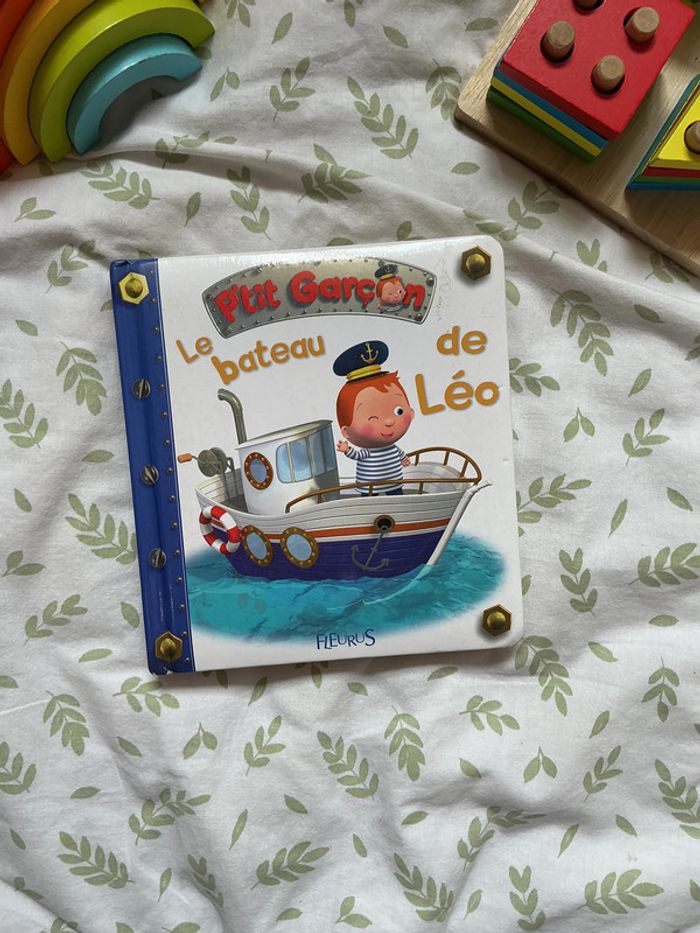 livre p'tit garçon le bateau de Léo numéro 2 - photo numéro 2