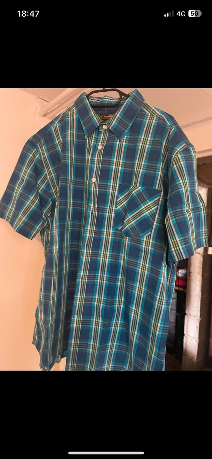 Chemise à carreaux