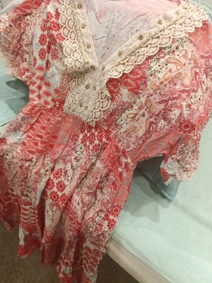 Robe colorée.t38tres non état - photo numéro 5