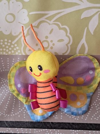 Mini peluche abeille
