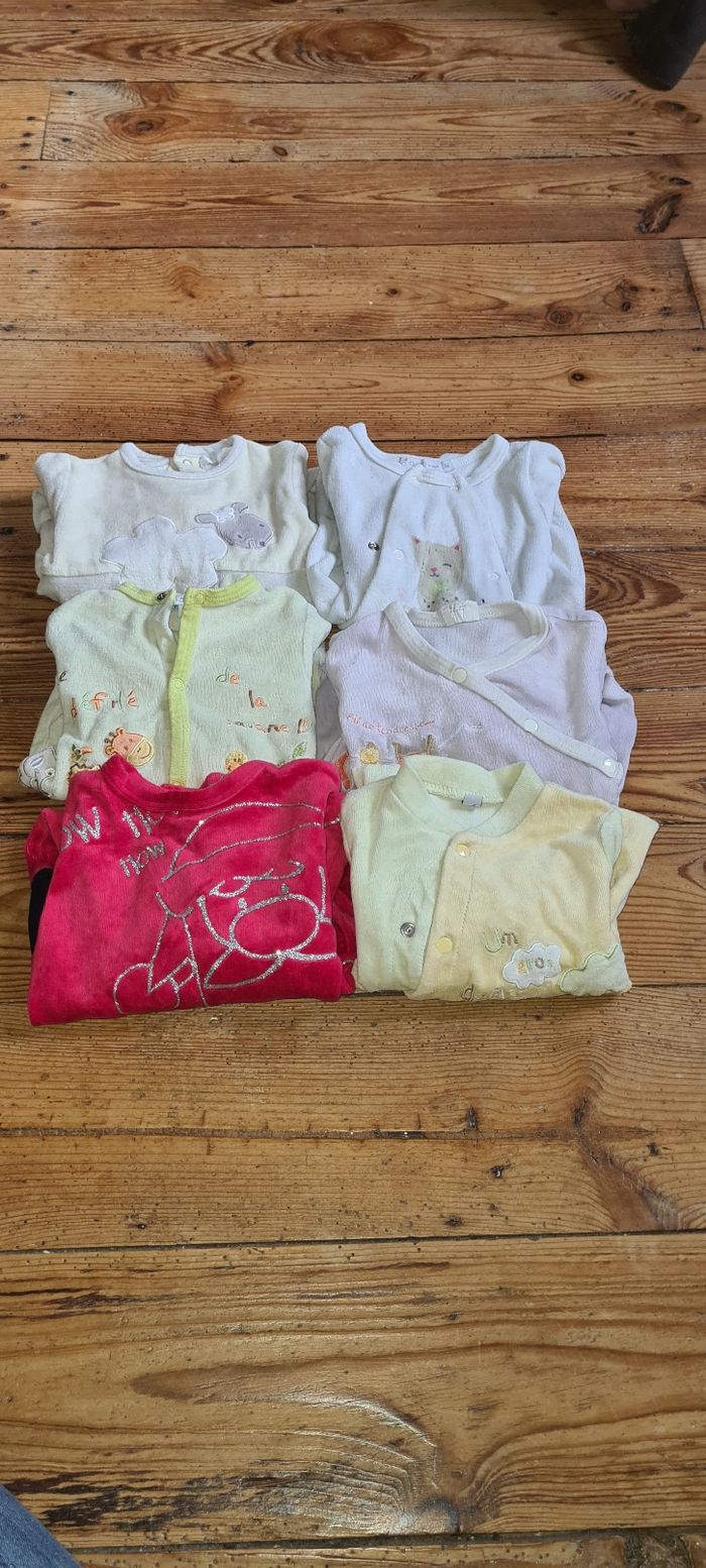 Lots de 9 pyjamas - photo numéro 3
