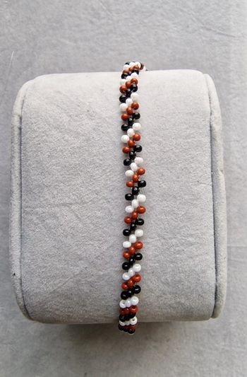 Bracelet noir blanc et marron