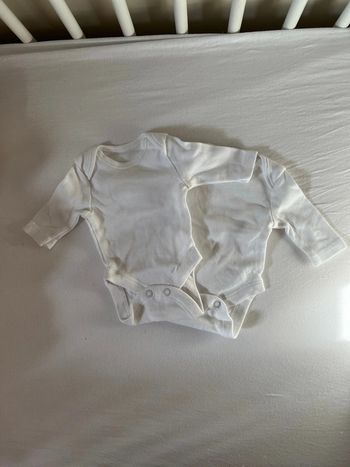 Lot de 2 bodys - naissance