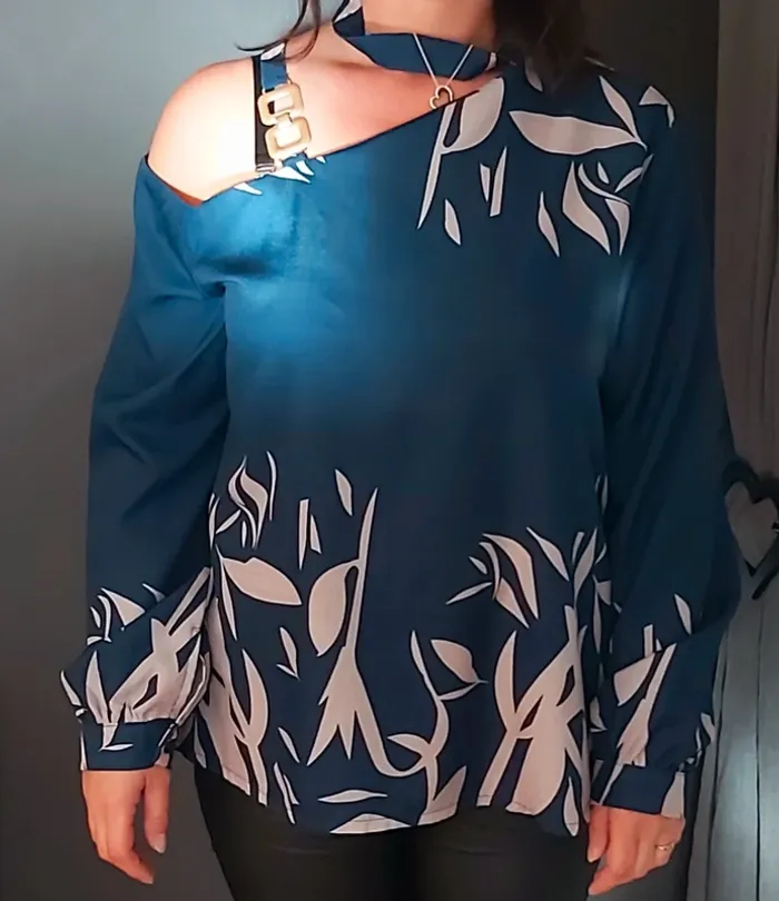 Top beu/beige epaule dénudée - photo numéro 4