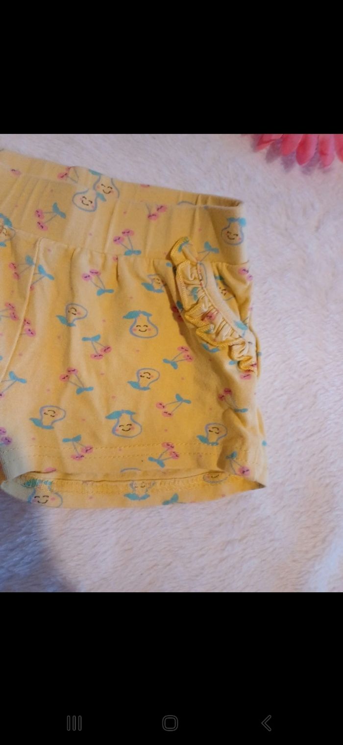 Short bébé taille 6 mois - photo numéro 2