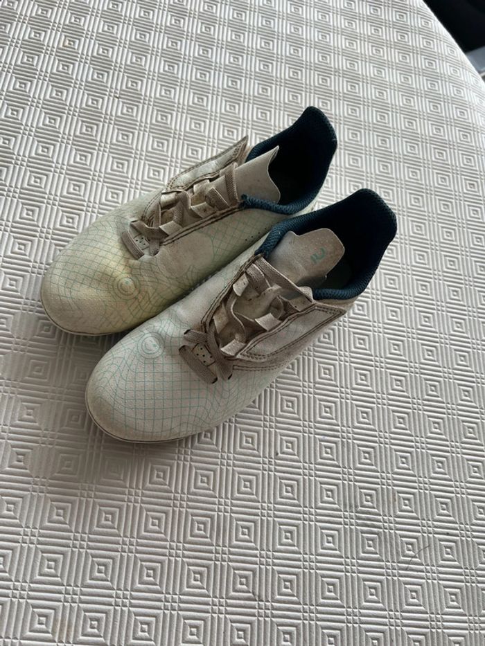 Chaussures de foot kipsta 31 - photo numéro 2