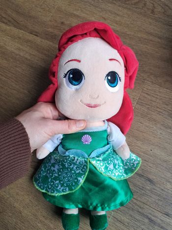 Peluche ariel la petite sirene 