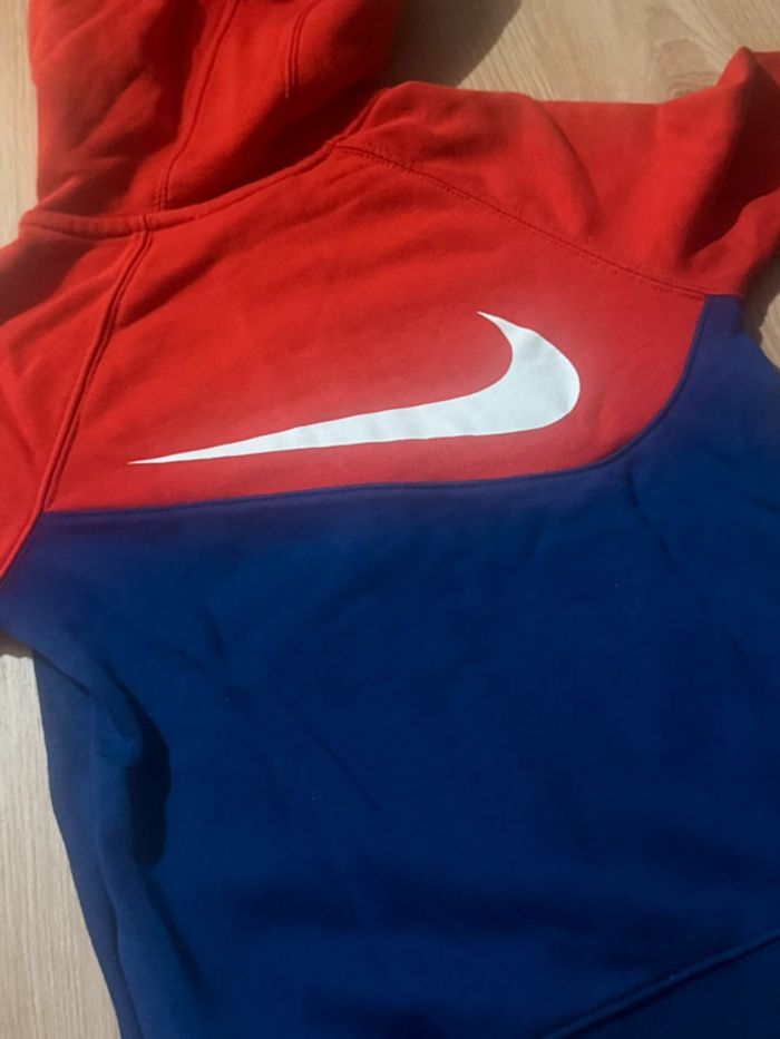 Veste à capuche Nike XS 122/128cm - photo numéro 3