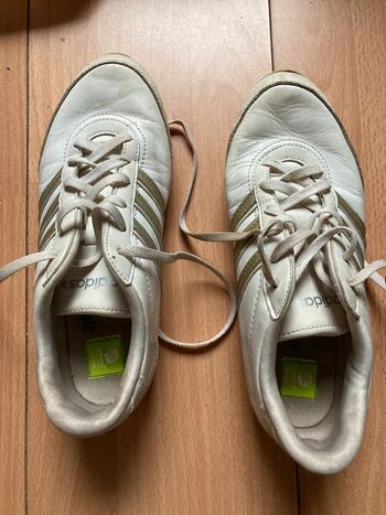 Chaussures Adidas taille 39 1/3