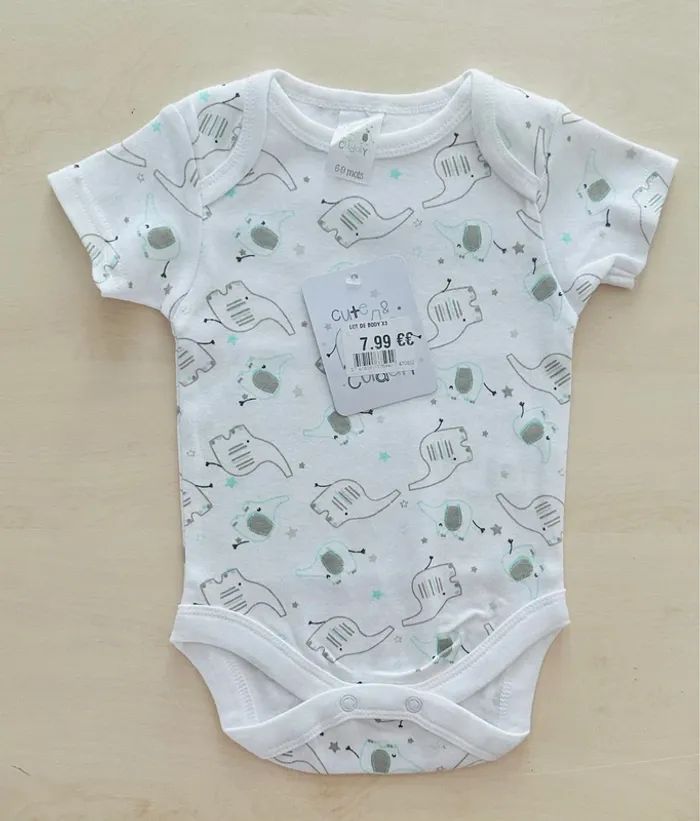 Lot de 3 bodies taille 6-9 mois - photo numéro 5