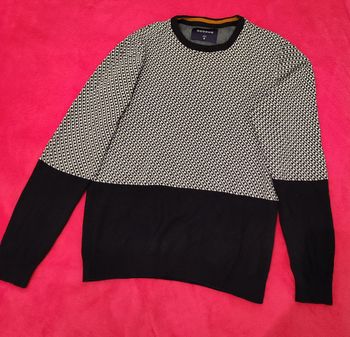 Pull noir et blanc