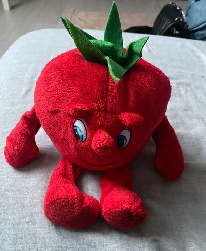 Peluche tomate