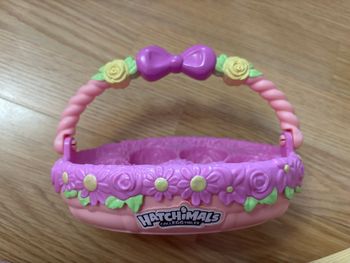 Lot de 54 hatchimals et accessoires