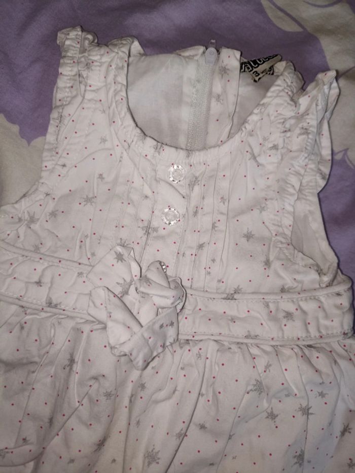 Robe. - photo numéro 2