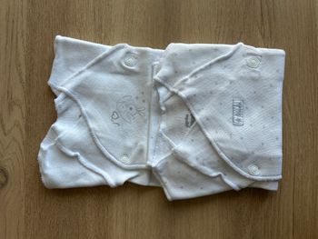 lot 2 body croisé taille préma 46 cm