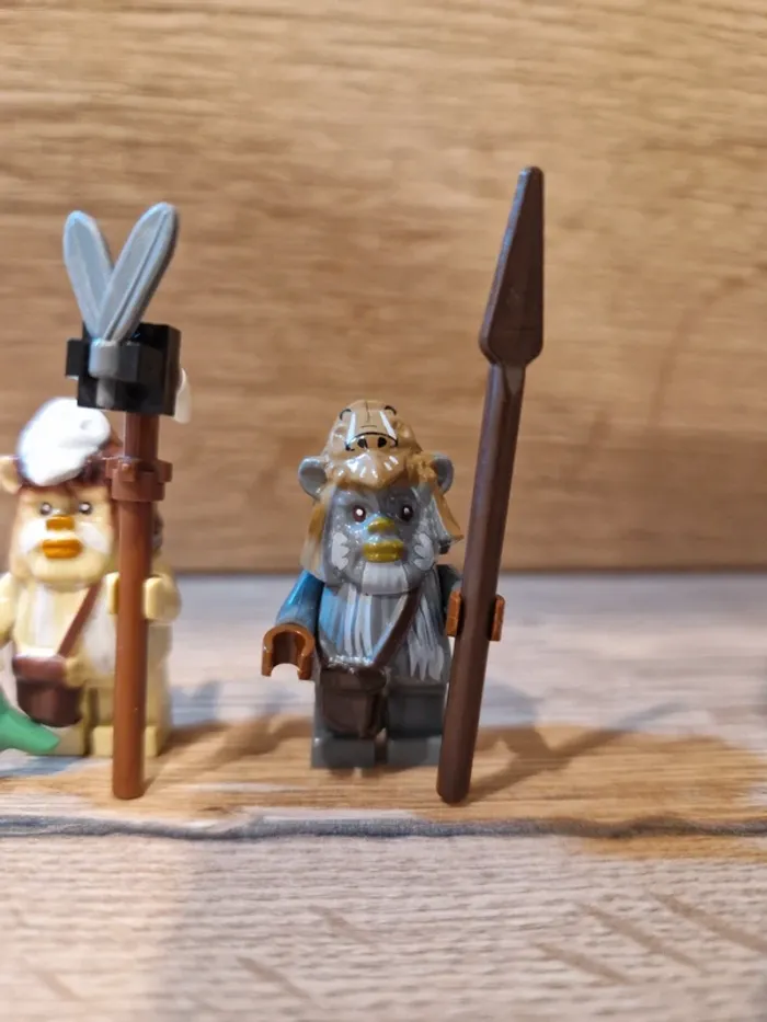 Figurines type lego 2 Ewoks star wars - photo numéro 3
