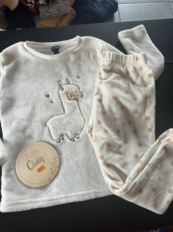 Pyjama velours kiabi 5ans
