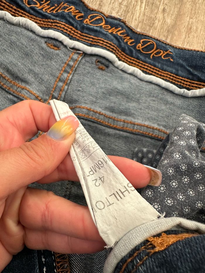 - Jeans Shilton [N] - Taille 52 - Très bon état - photo numéro 3