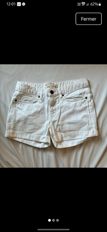 Short blanc type été 
