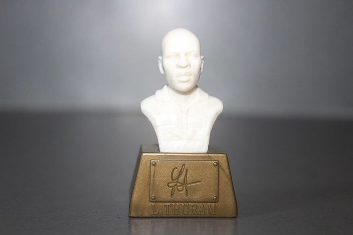 Figurine Lilian Thuram - Nestlé