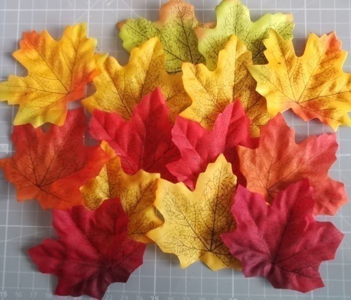 Lot de 14 x feuilles automnales artificielles (tissu synthétique).