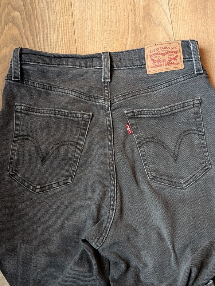 Jean levis high waisted mom w28L27 gris - photo numéro 5
