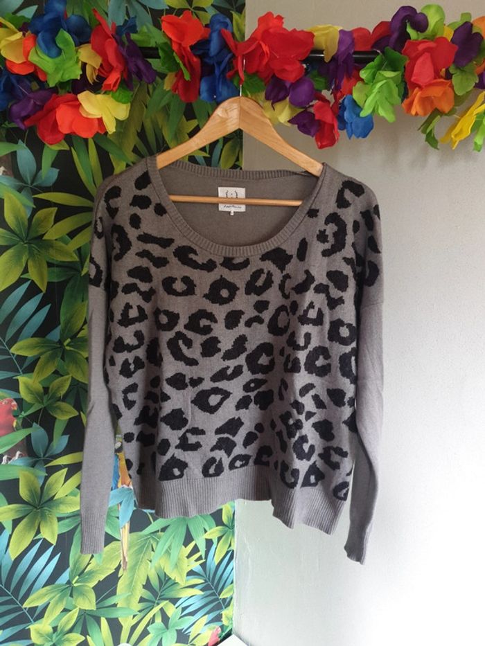 Pull motif panthère angora.
