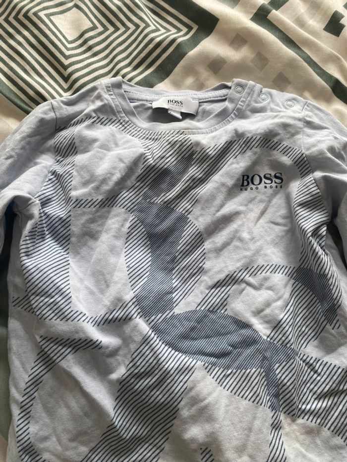 Lot de 3 pull fin Hugo boss garçon 18 mois - photo numéro 5