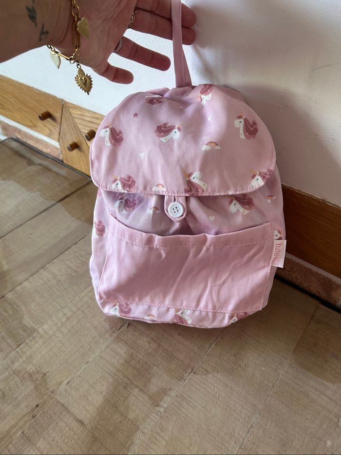 Sac à dos neuf - photo numéro 5