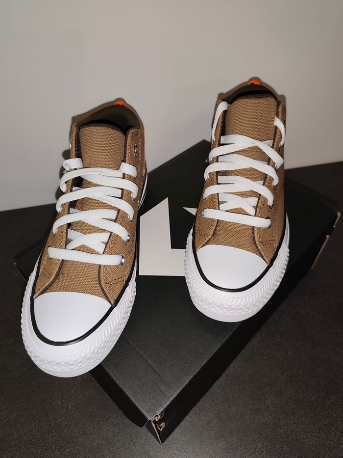 Converse neuve taille 37 - photo numéro 6