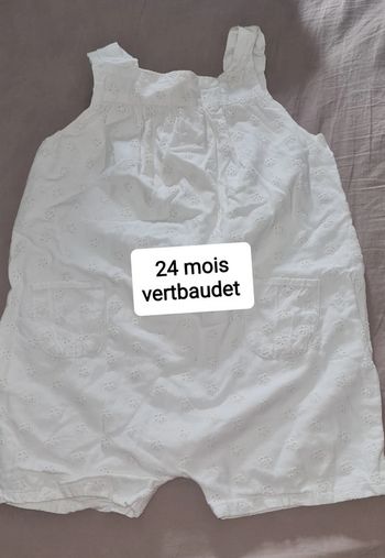 Robe 24 mois