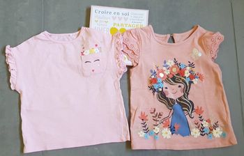 Lot de 2 t-shirts 4ans 🌸